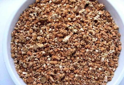 無(wú)土栽培基質(zhì)蛭石.jpg 無(wú)土栽培基質(zhì)蛭石.jpg